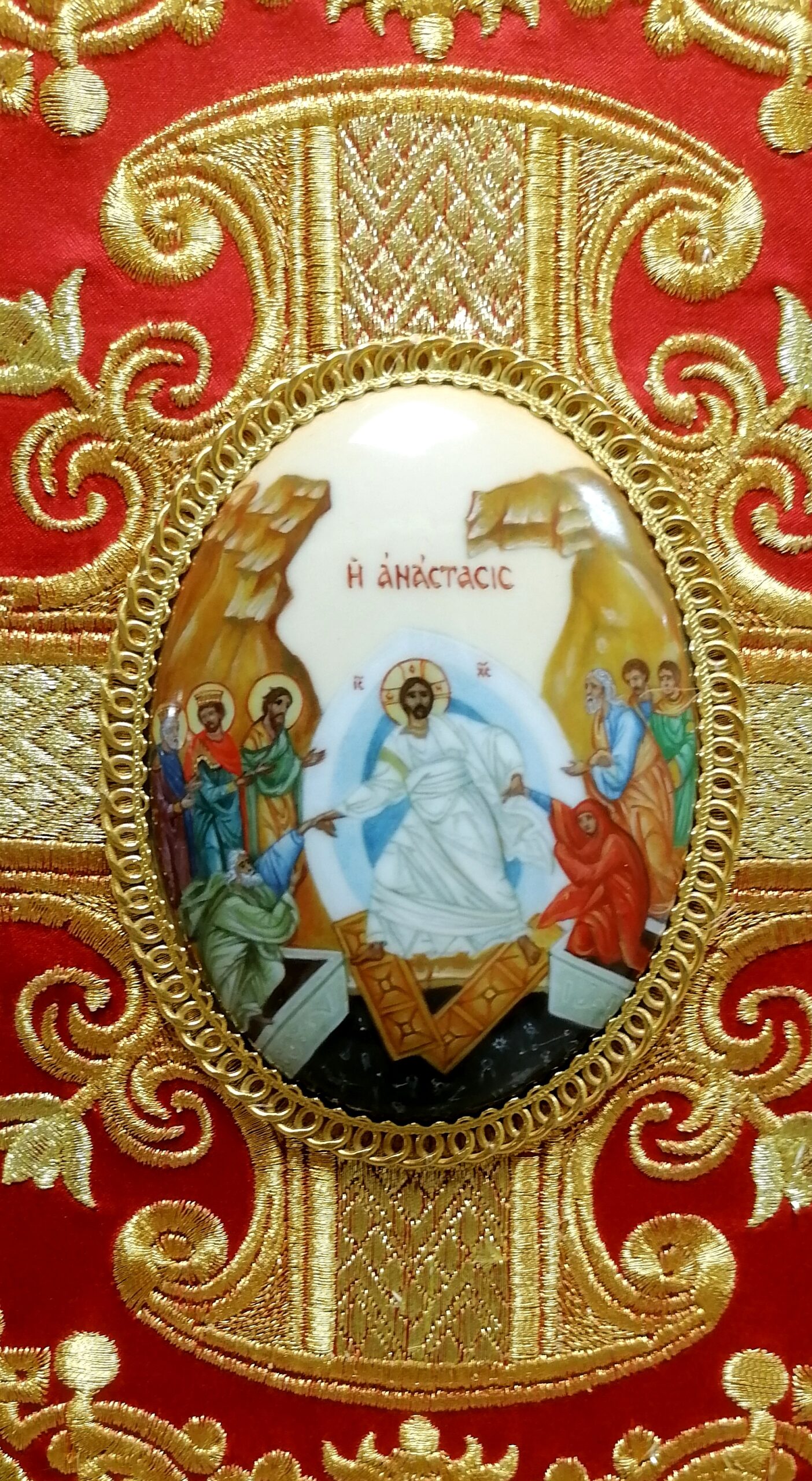 Палица вышитая с финифтиевой иконой "Воскресение Христово" Палица вышитая с финифтиевой иконой "Воскресение Христово"