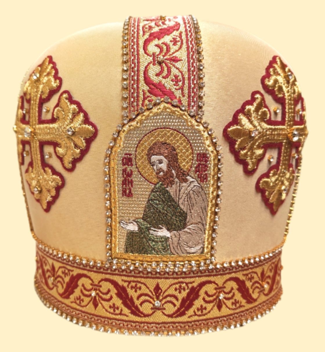 Митра золотая с вышитыми иконами, греческим галуном и стразами "Вифлеем" (4 иконы) Митра золотая с вышитыми иконами, греческим галуном и стразами "Вифлеем" (4 иконы)