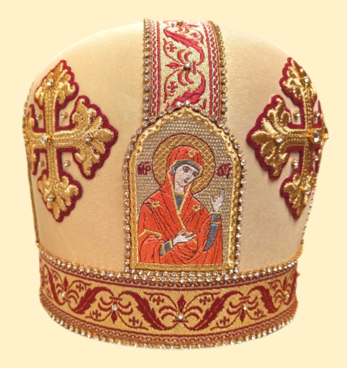 Митра золотая с вышитыми иконами, греческим галуном и стразами "Вифлеем" (4 иконы) Митра золотая с вышитыми иконами, греческим галуном и стразами "Вифлеем" (4 иконы)